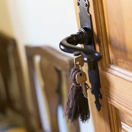 5 Bedrooms House With City View Enclosed Garden And Wifi At Amaya *